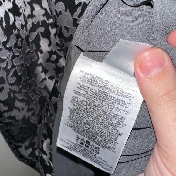 Brooks Brothers Sleeveless Burnout Sheath Dress Animal Print Knee Length Size 2 - Picture 6 of 7